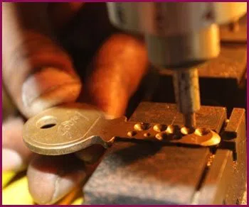 Highland Park NJ Locksmith Store Highland Park, NJ 732-851-1995 - 17-key-making